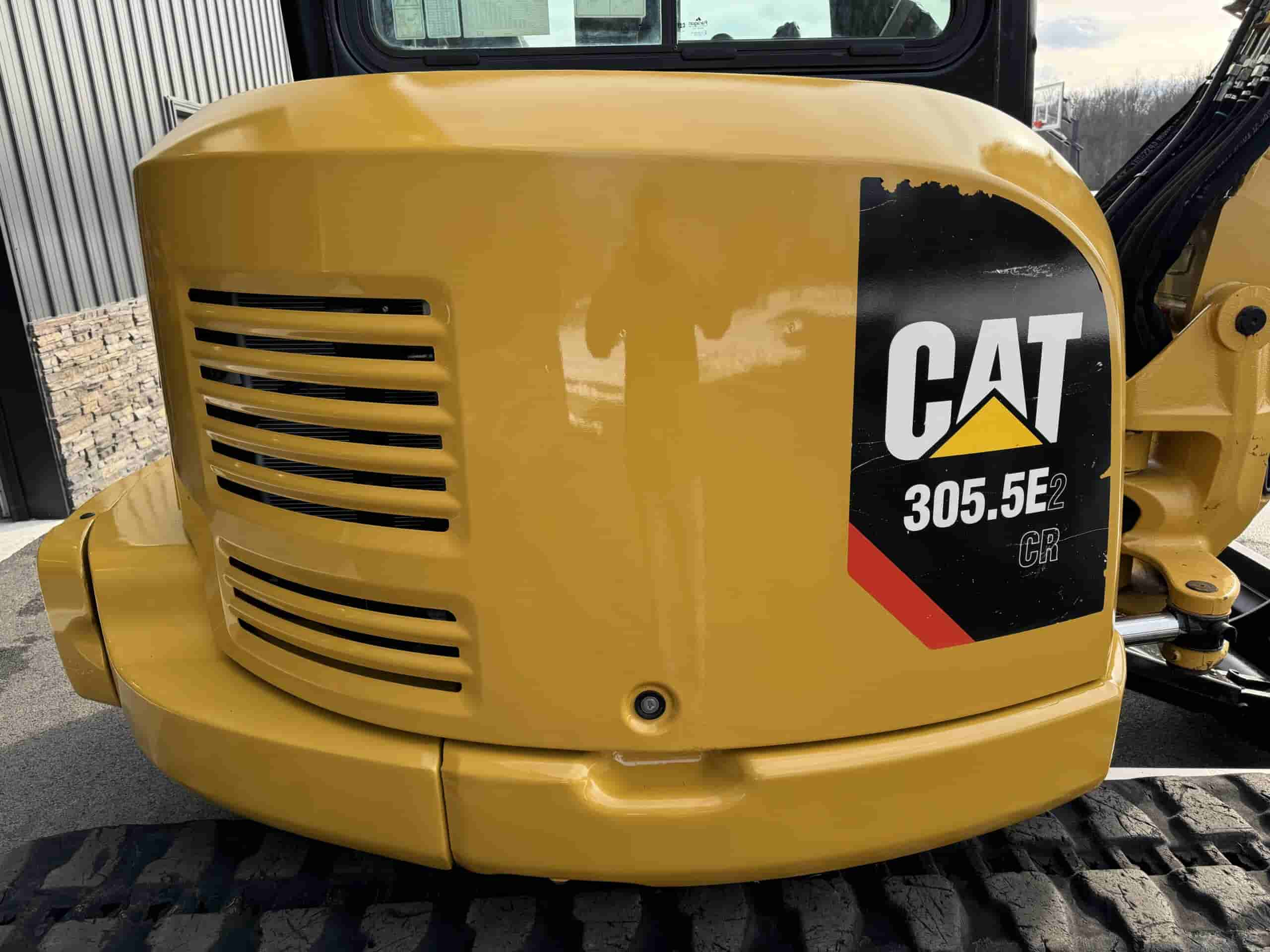 2019 CAT 305.5E2 CLEAN!
